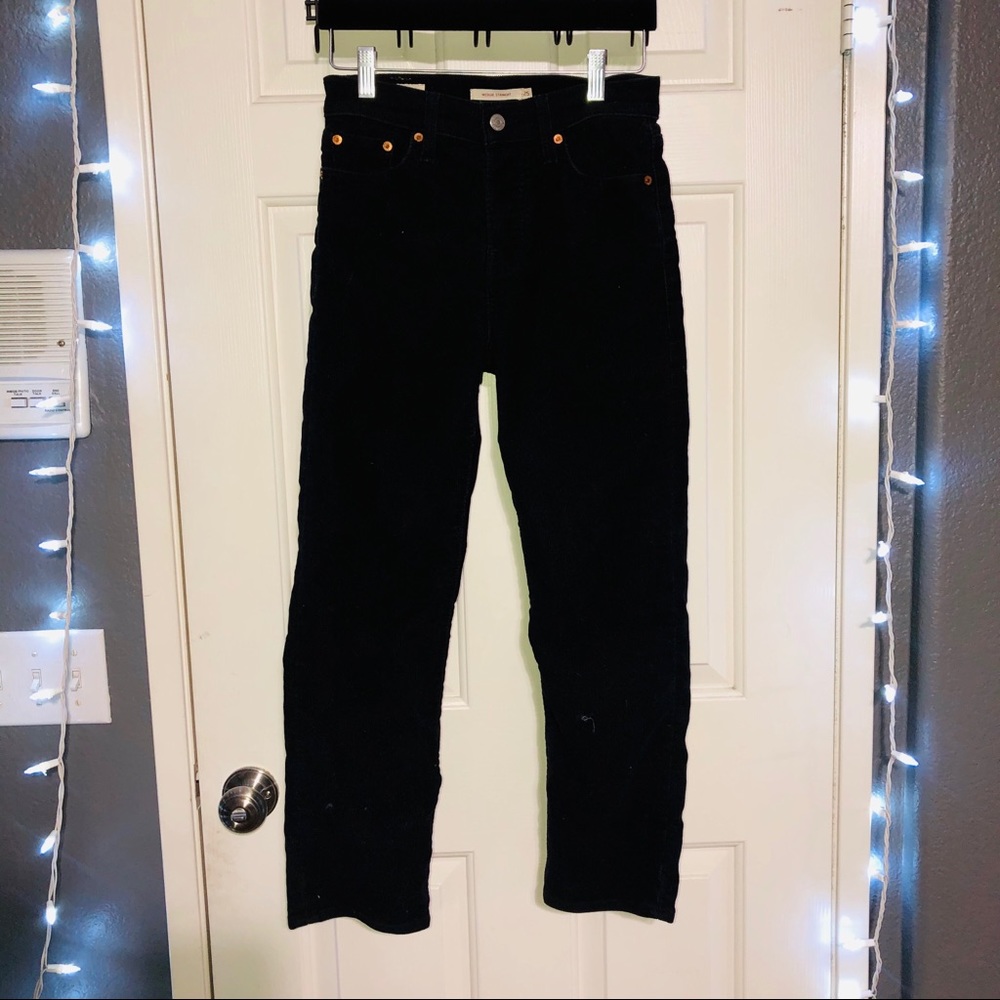 Levis Corduroy high waisted wedgie fit 25